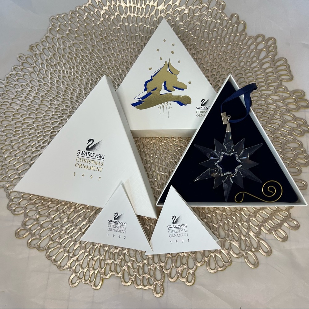 1997 Swarovski Crystal Annual Star Snowflake Christmas Ornament